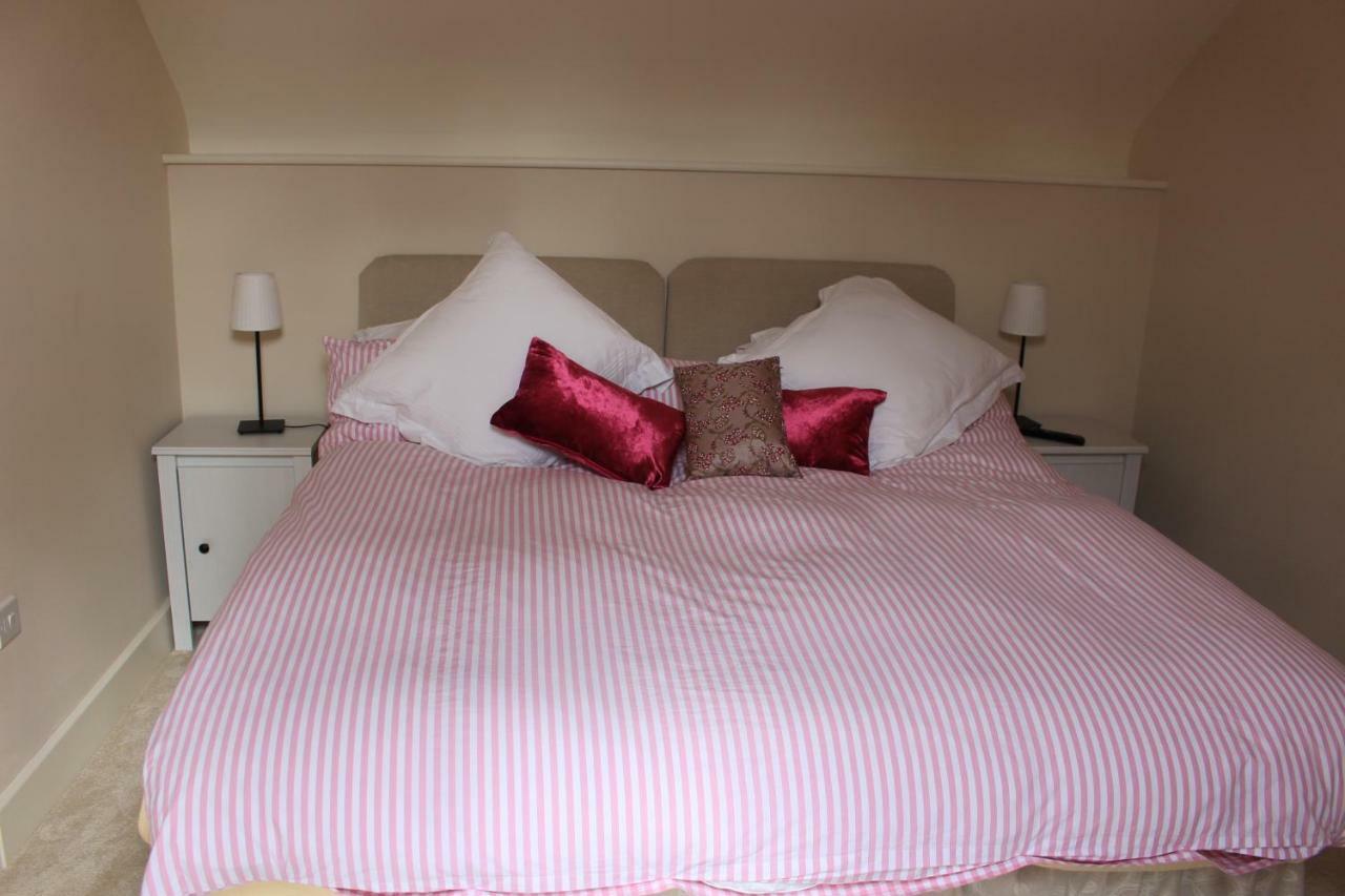 Bed and Breakfast The Old Bakery Barn Pattishall Экстерьер фото